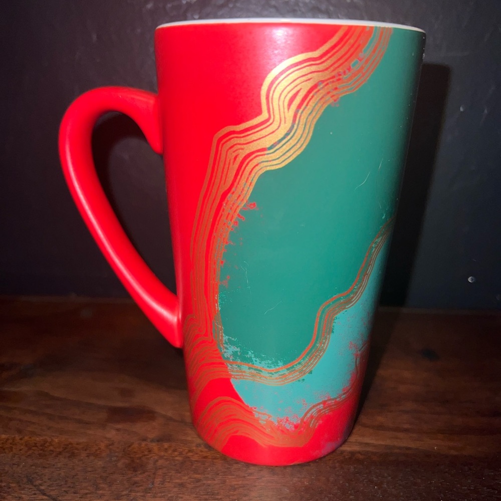 Starbucks 2021 XL Tall Holiday Seasonal Christmas Mug 16 fl oz. - Picture 2 of 3